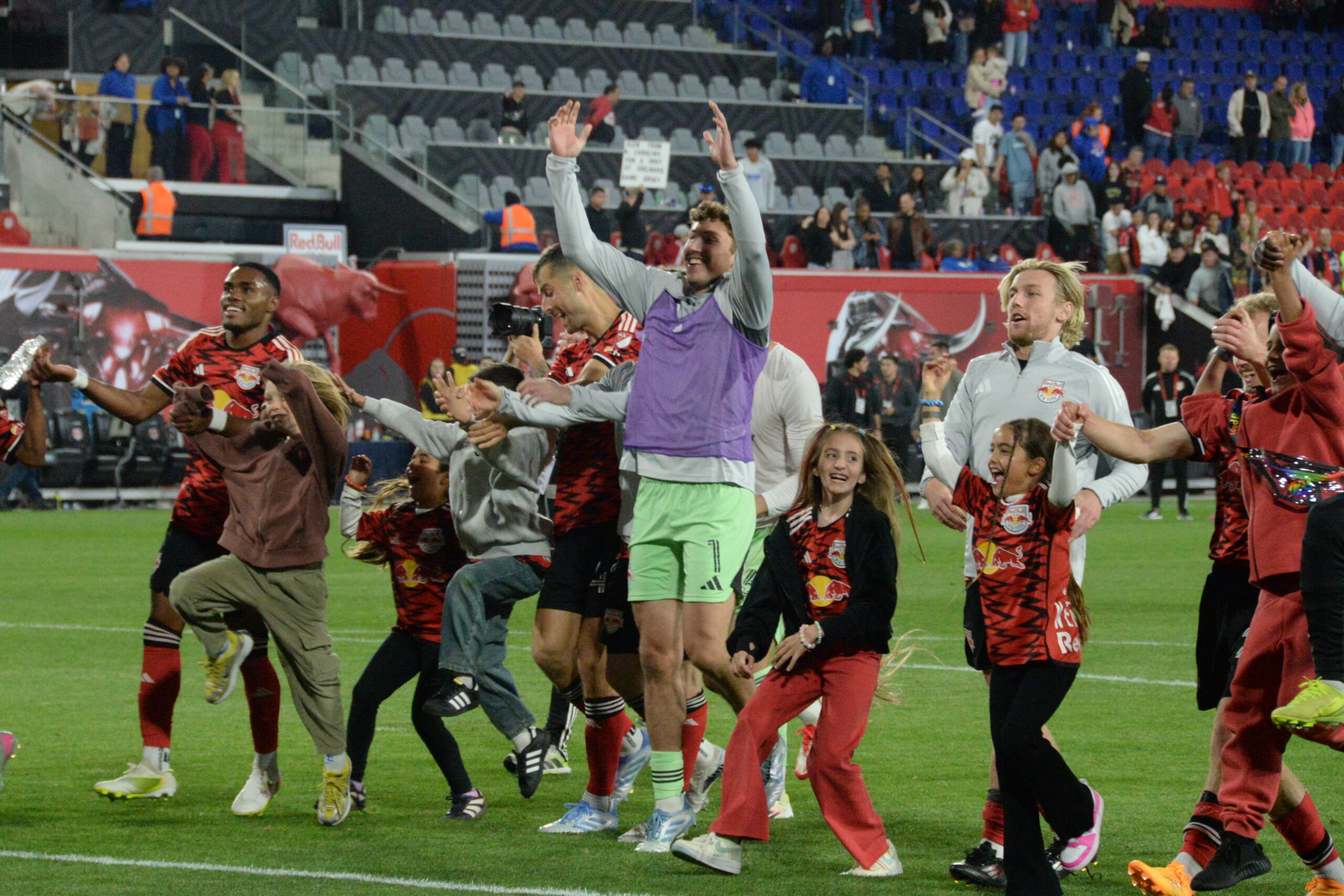 RBNY celebrate victory over Atlanta United. Foto credit: Ita|BalkanPress